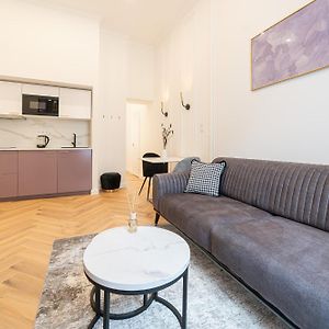 A27- Boutique Apartments, Best Location By Bqa